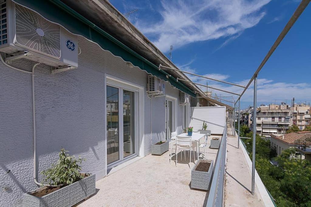 Sunlit 2Br Oasis In Metaxourghio 3Min From Metro Διαμέρισμα Αθήνα Εξωτερικό φωτογραφία