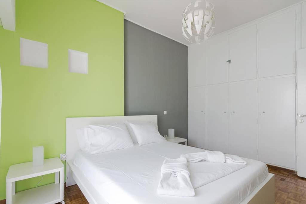 Sunlit 2Br Oasis In Metaxourghio 3Min From Metro Διαμέρισμα Αθήνα Εξωτερικό φωτογραφία
